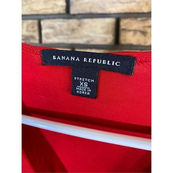 Banana Republic Long Sleeve‎ V-Neck Top - Picture 3 of 6